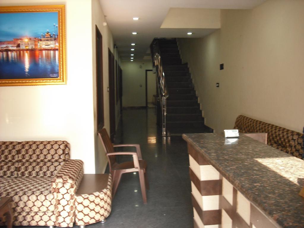 Hotel Gs Paradise Amritsar Exterior photo